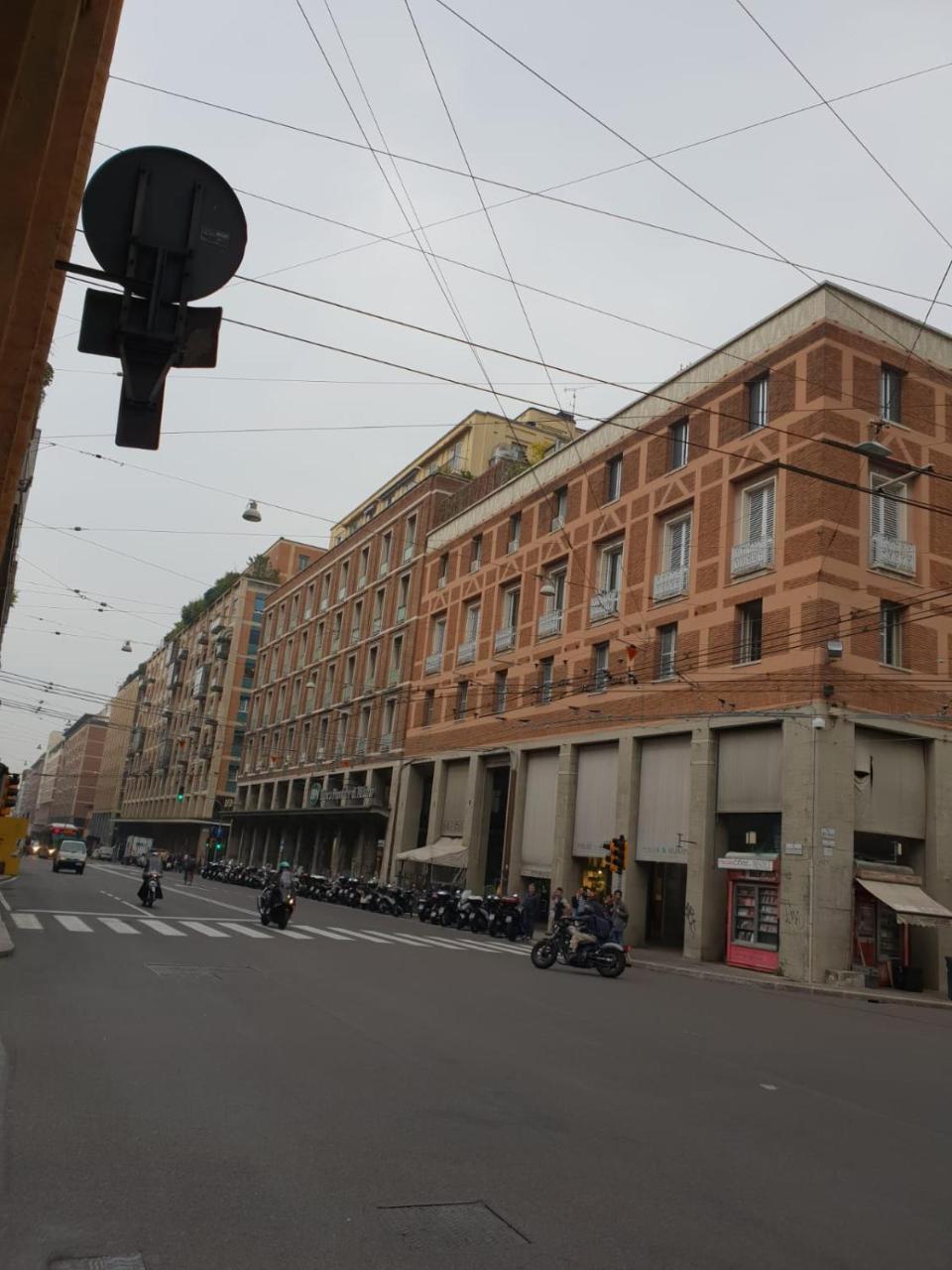 Suite Marconi Болонья Экстерьер фото